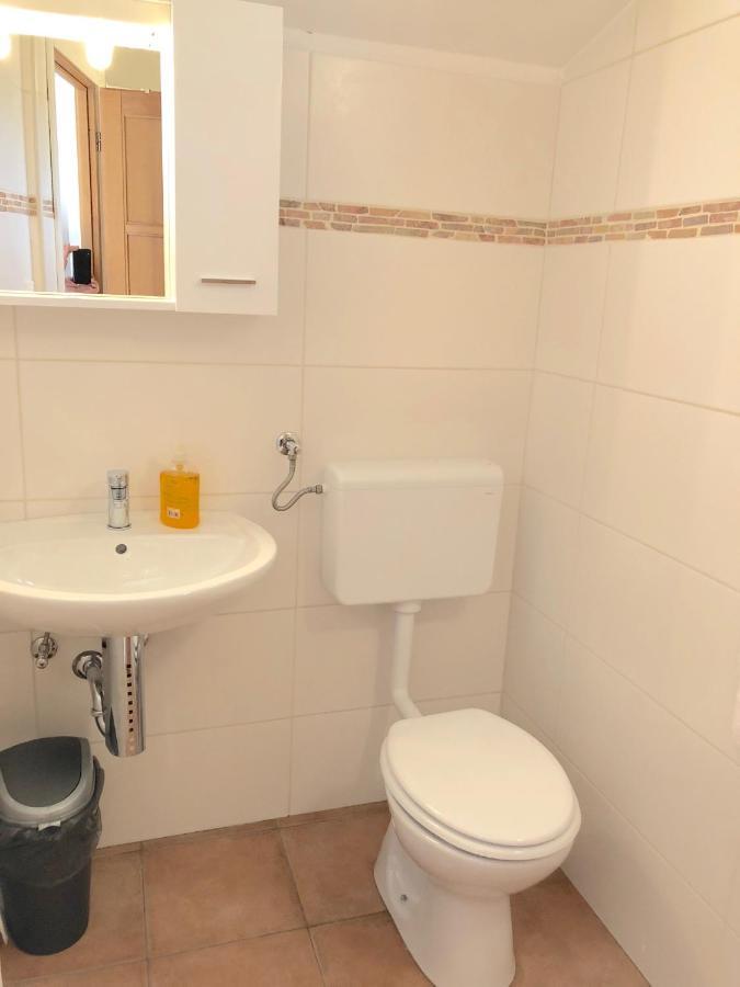 Apartments Jelena Peroj Zewnętrze zdjęcie