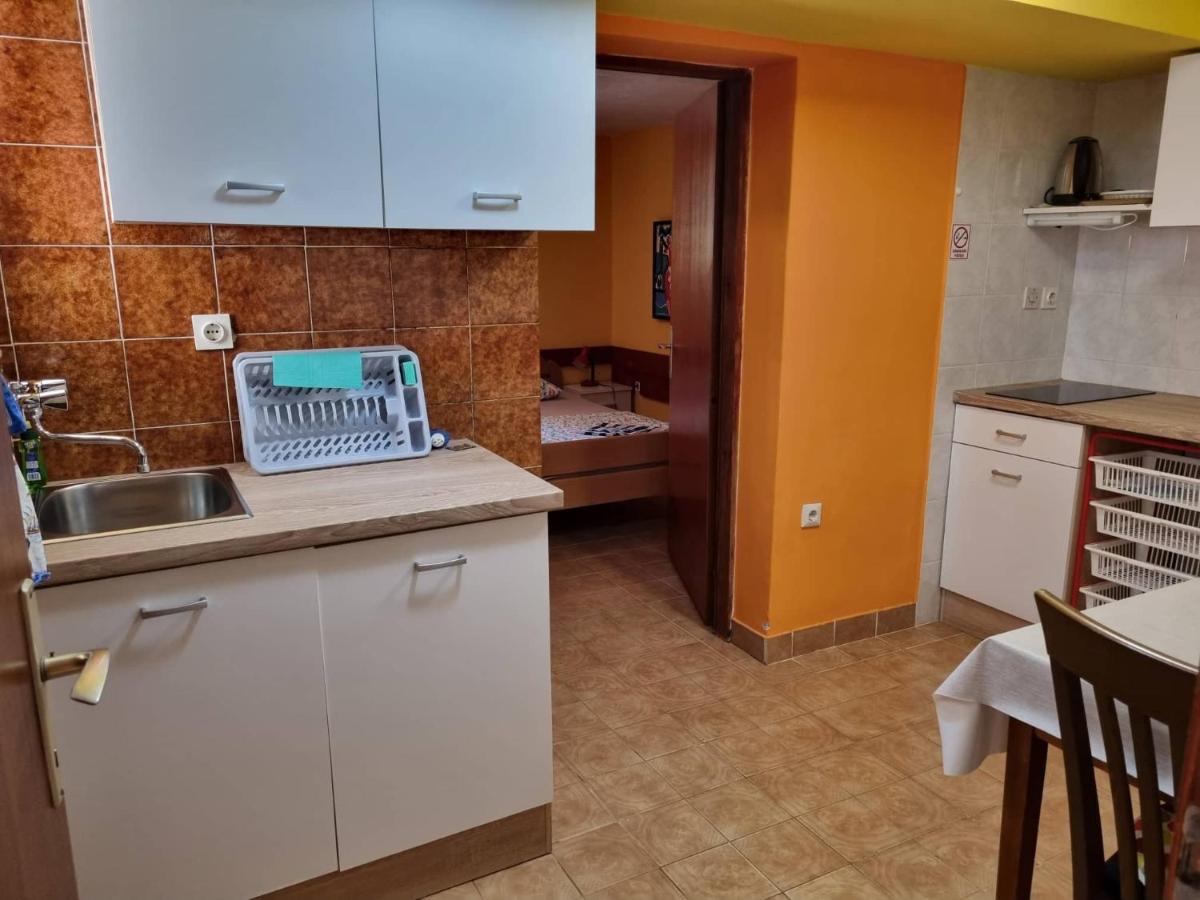 Apartments Jelena Peroj Zewnętrze zdjęcie