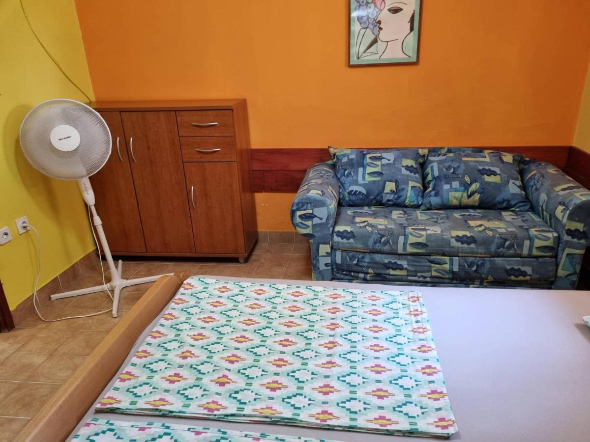 Apartments Jelena Peroj Zewnętrze zdjęcie