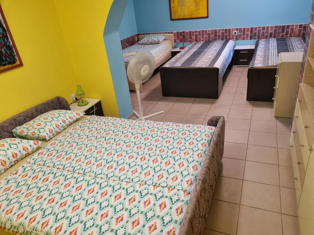 Apartments Jelena Peroj Zewnętrze zdjęcie