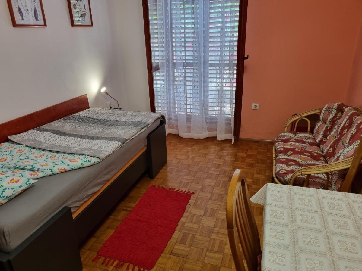 Apartments Jelena Peroj Zewnętrze zdjęcie